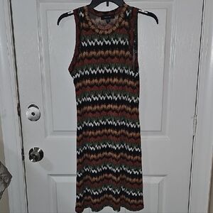 Karen Kane Sleeveless Chevron Midi Dress